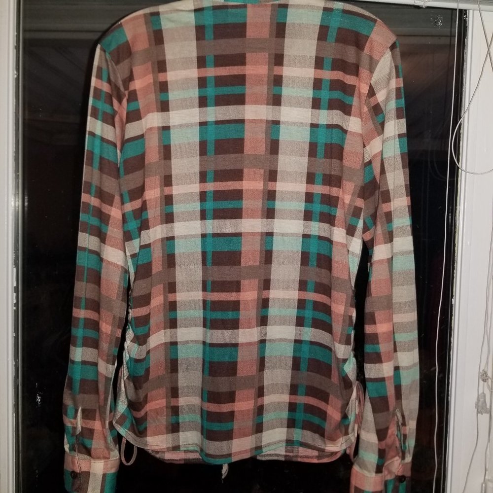 Long sleeve flannel button up shirt - Picture 4 of 5